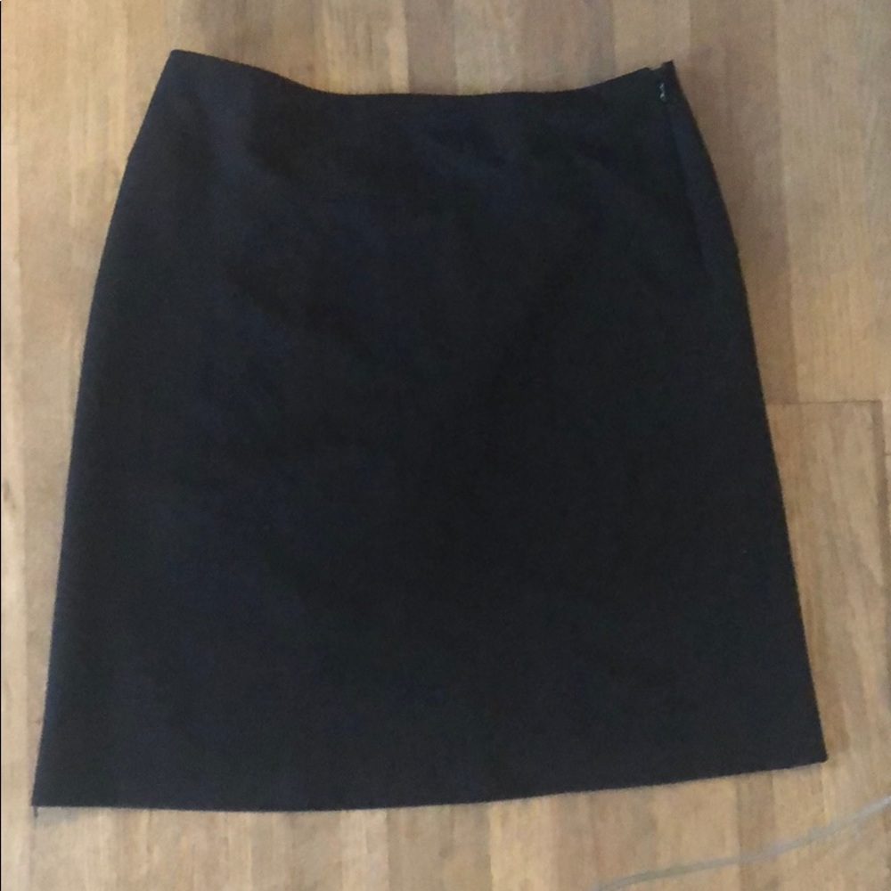 Knee length Tommy Hilfiger pencil skirt